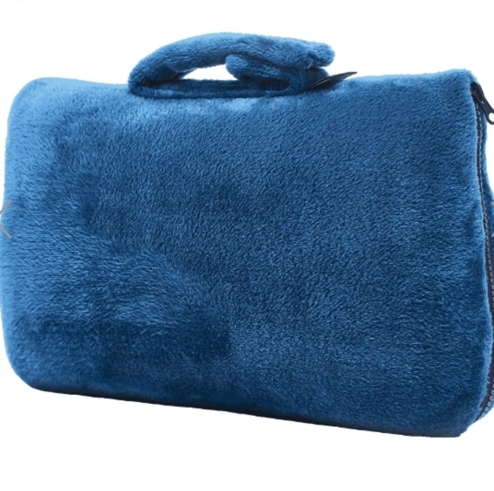 💤 New Cabeau Fold n’ Go Blanket/Pillow